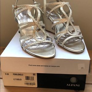 Alfani wedges